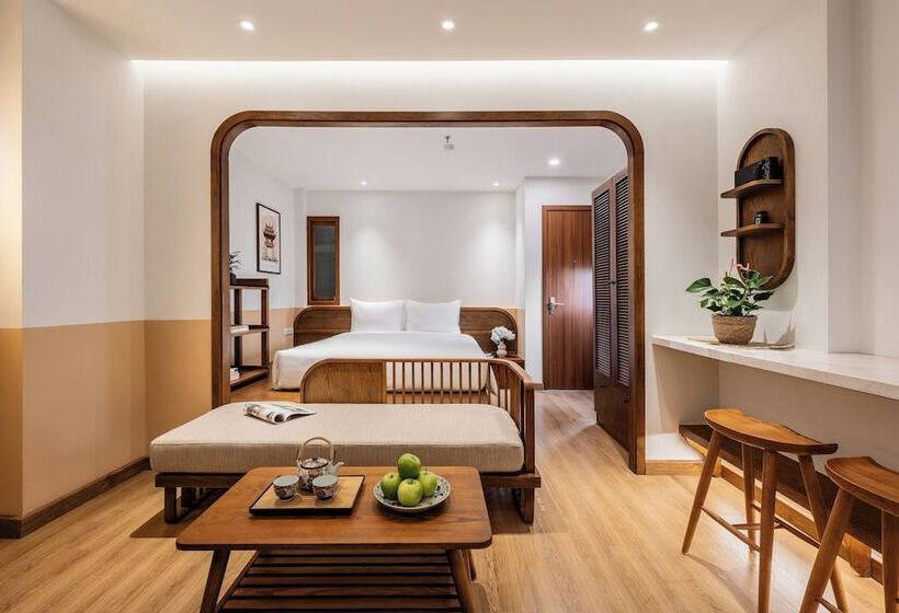 Le Parfum Apartment And