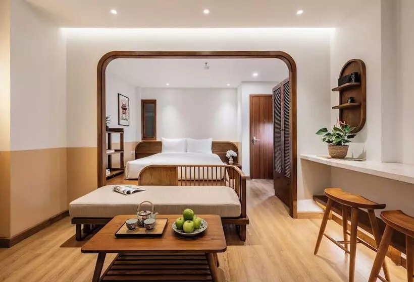 Le Parfum Apartment And