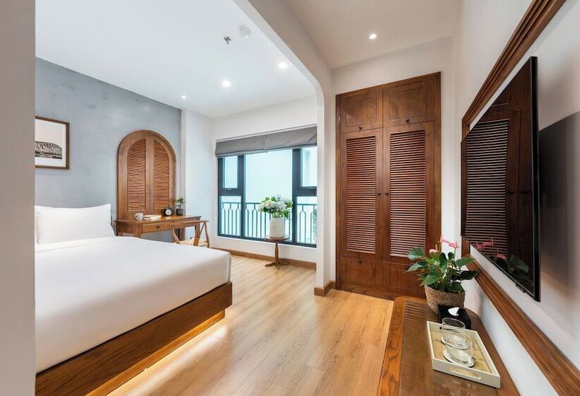 Le Parfum Apartment And