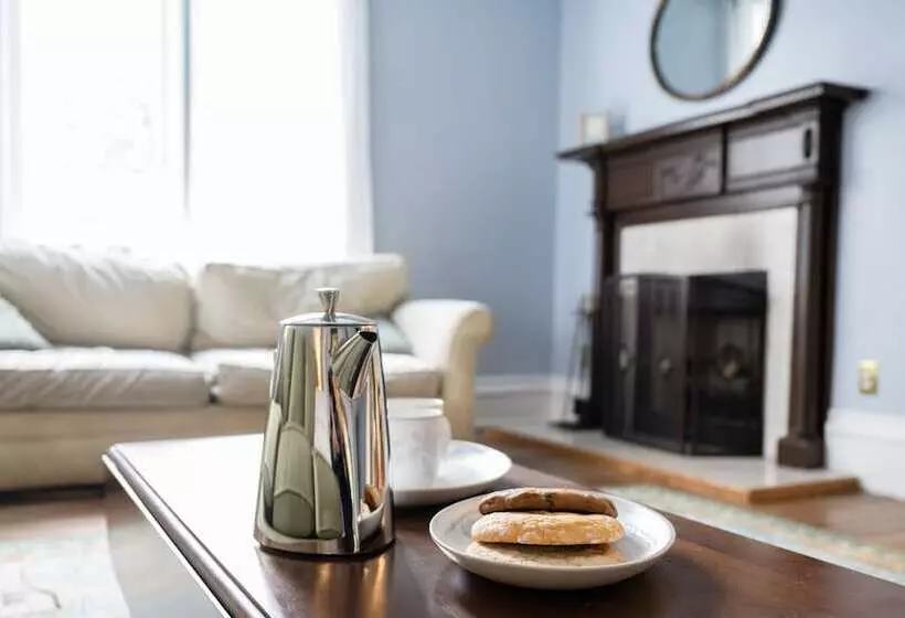 Minerva Bed And Breakfast