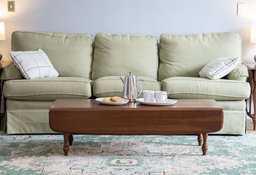 Minerva Bed And Breakfast