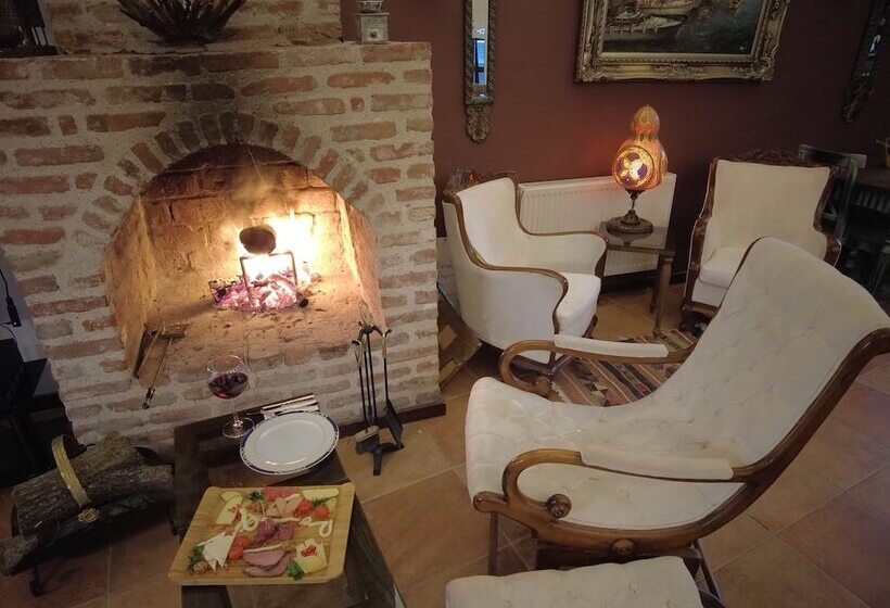 Moncheri Butik Otel & Restoran