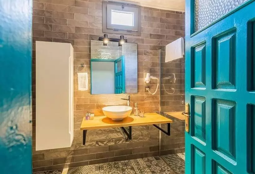 Avlu Butik Otel Palamutbükü