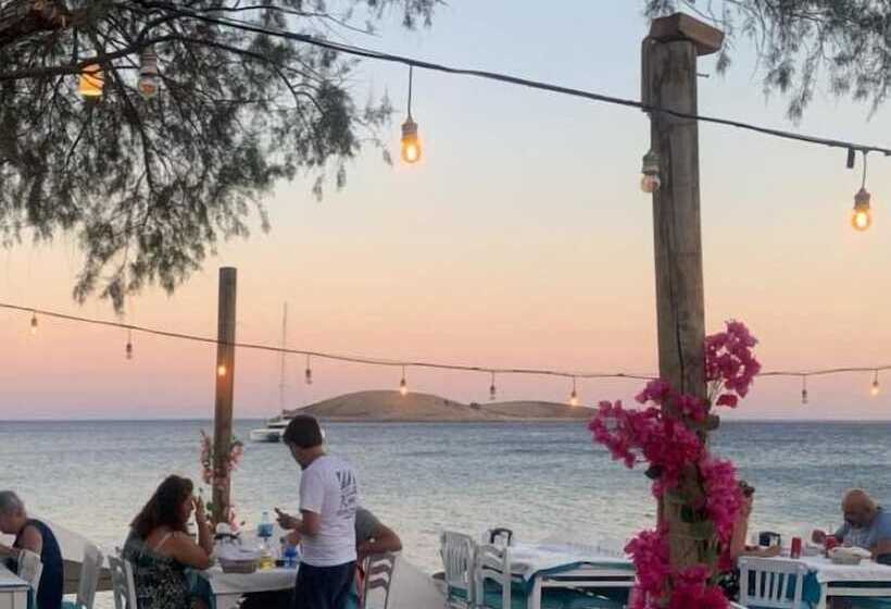 Avlu Butik Otel Palamutbükü