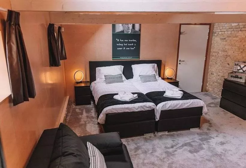 Aamiaismajoitus (B&B) Harlingen Staete