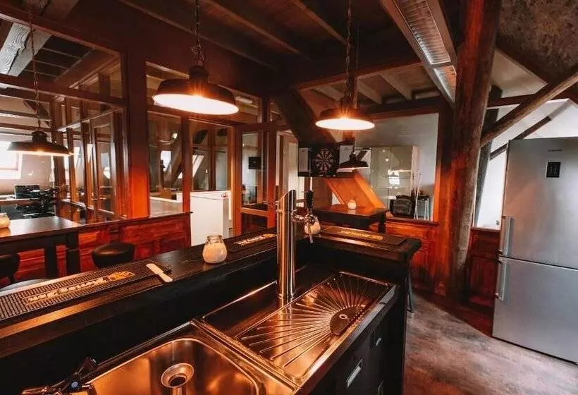 Aamiaismajoitus (B&B) Harlingen Staete