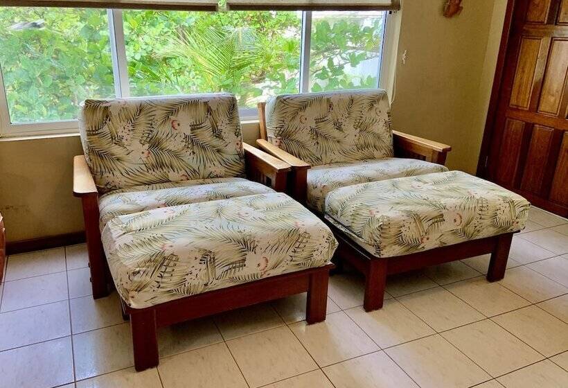 Belizean Reef Suites