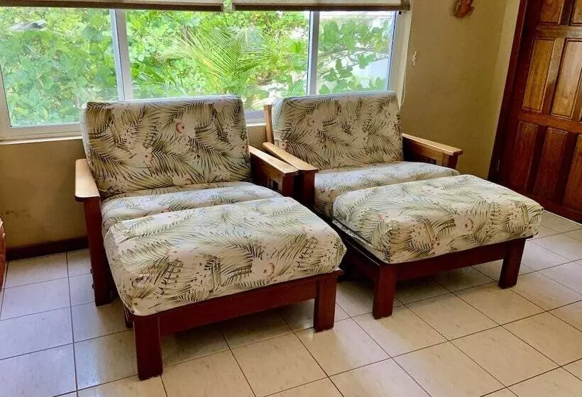 Belizean Reef Suites