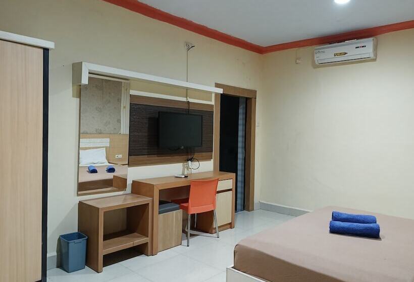 Collection O 93163 Hotel Grand Kartika