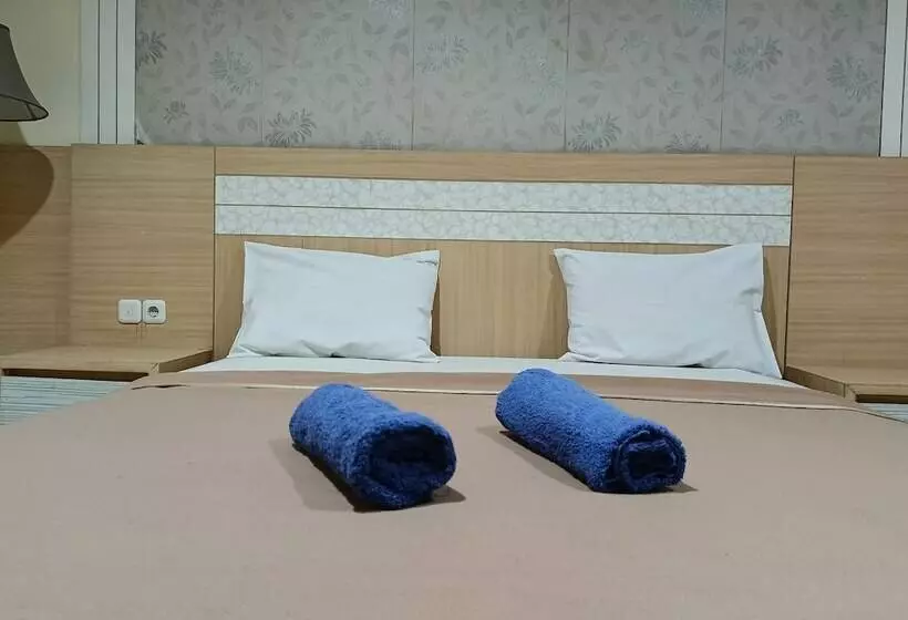 Collection O 93163 Hotel Grand Kartika