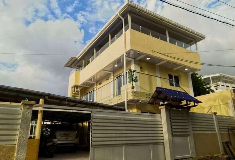 Gæstgiveri Holis Sunset