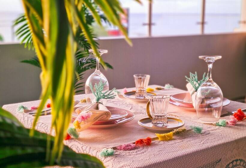 Gæstgiveri Holis Sunset