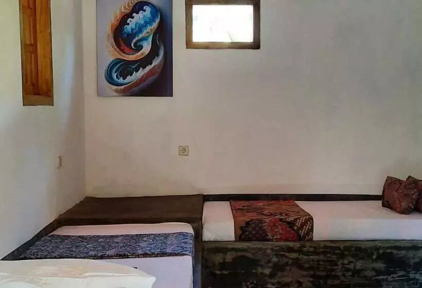 Hostelli Rumah Nalu Surf Camp