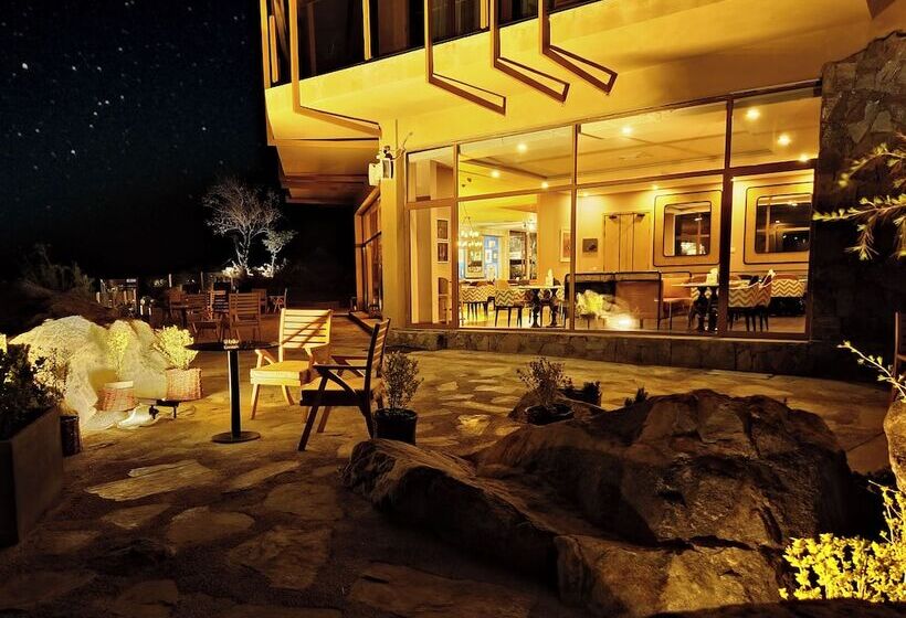 هتل Ambiance Resort Hunza