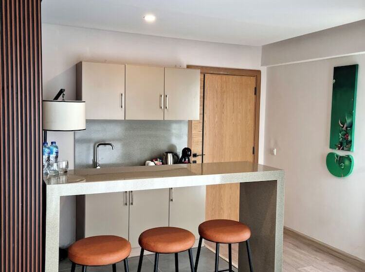 هتل Ambiance Resort Hunza