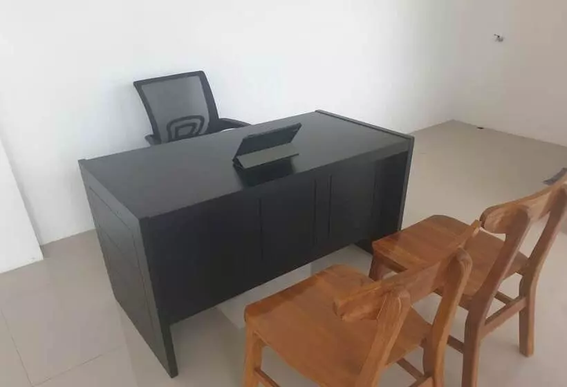 Hotelli Ayani Guest House By Oyo