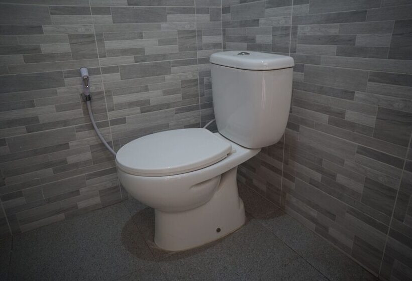 Hotel Ayani Guest House By Oyo