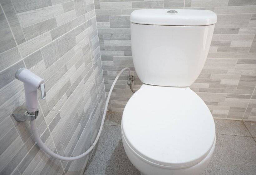 Hotel Ayani Guest House By Oyo