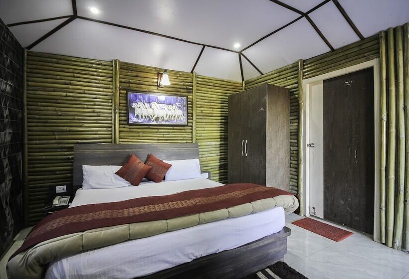 Отель Glamwood Resort