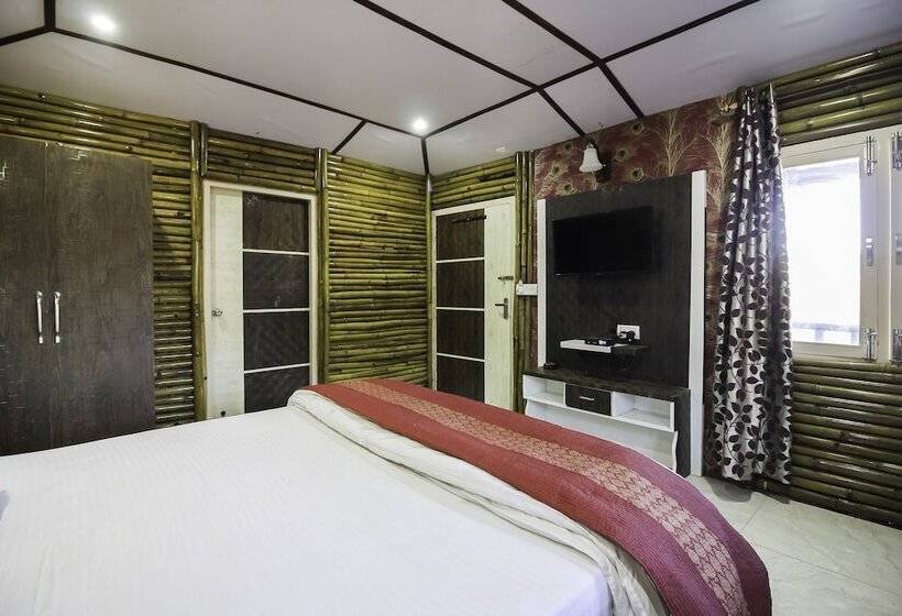 Отель Glamwood Resort