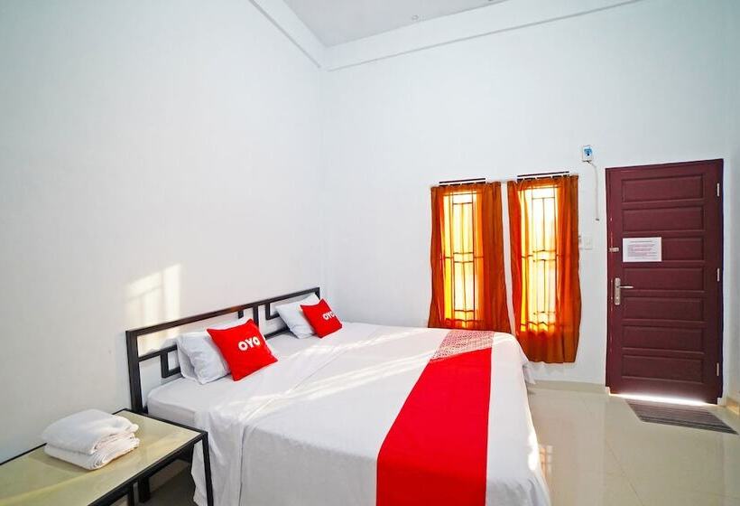 فندق Oyo 90618 Hanania House Syariah