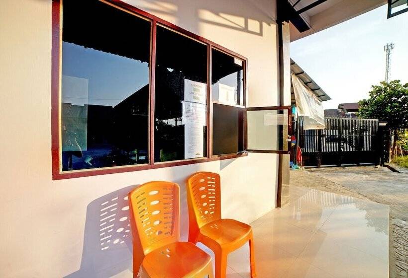 فندق Oyo 90618 Hanania House Syariah