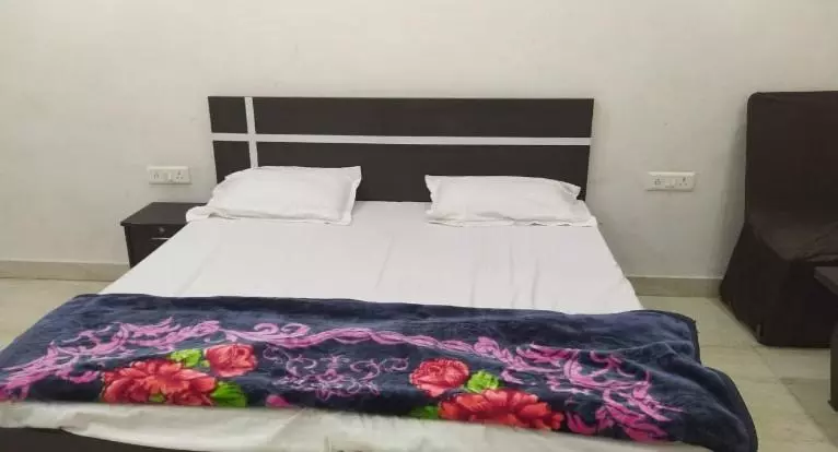 Hotelli Oyo A P Guest House