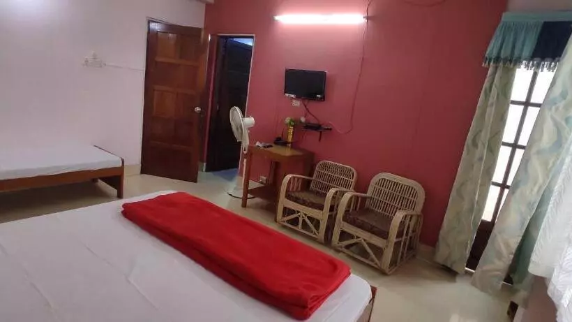 Hotelli Pine Shillong Guest House