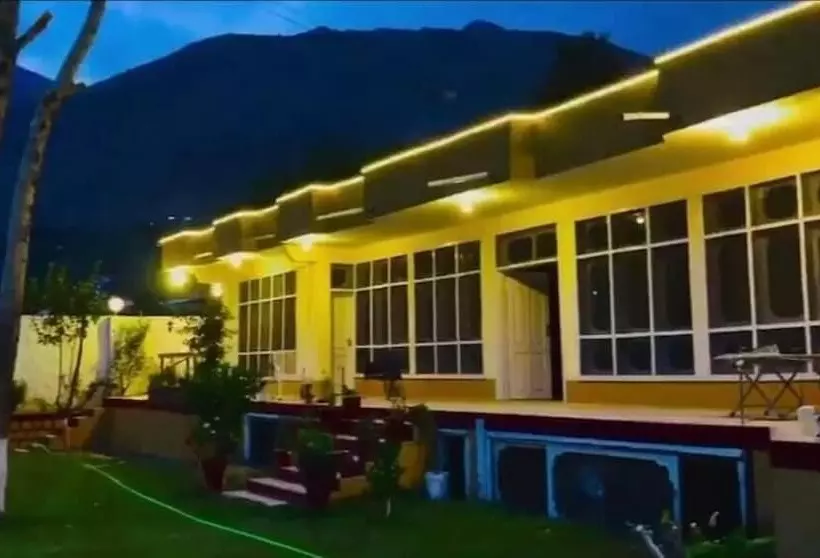 هتل Qashqar Heights