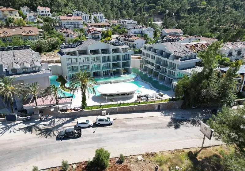 Hotelli Residence 222 Hisarönü