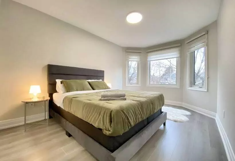 Hotelli Waterfront Paradise Estate