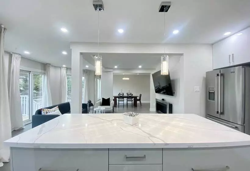 Hotelli Waterfront Paradise Estate