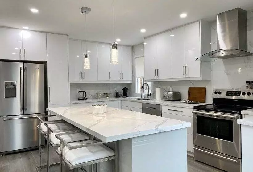 Hotelli Waterfront Paradise Estate