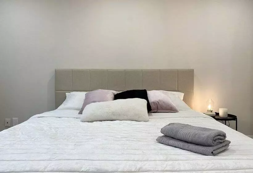 Hotelli Waterfront Paradise Estate