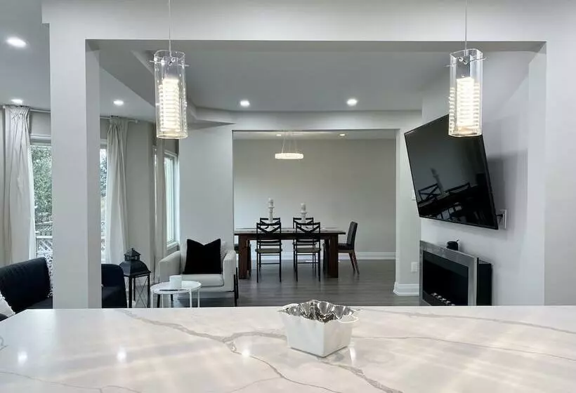 Hotelli Waterfront Paradise Estate