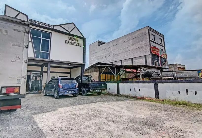 Hotelli Wisma Pangestu Syariah By Oyo