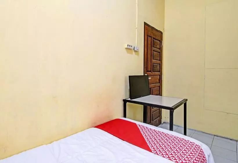 Hotelli Wisma Pangestu Syariah By Oyo