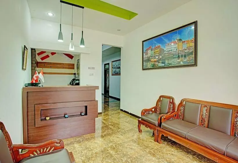 ホテル Zulyan Homestay Syariah By Oyo