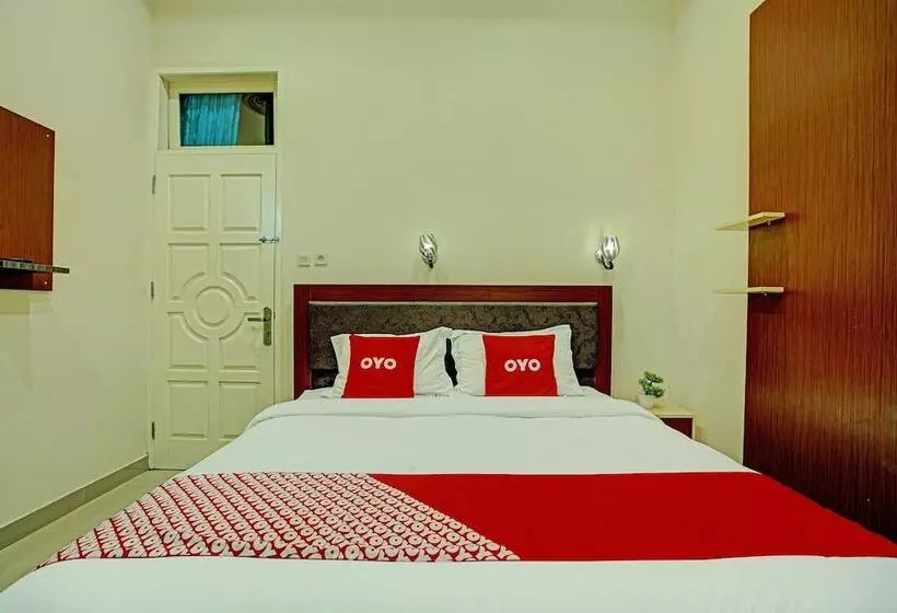 ホテル Zulyan Homestay Syariah By Oyo