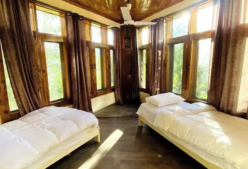 Manasau Resort