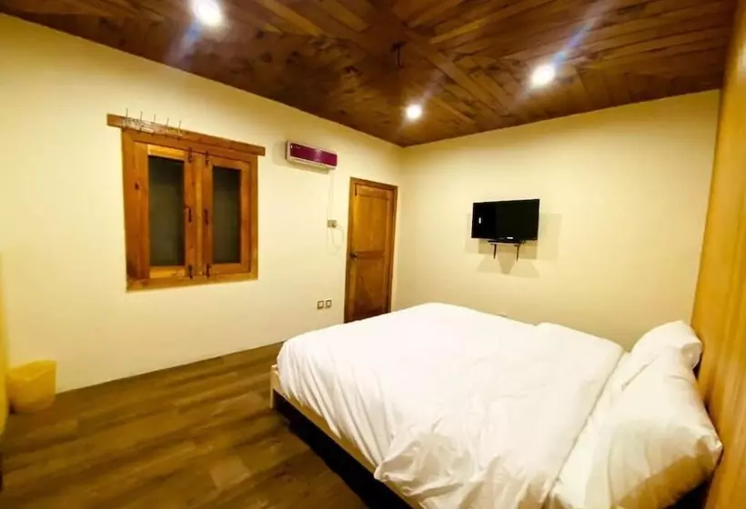 Manasau Resort