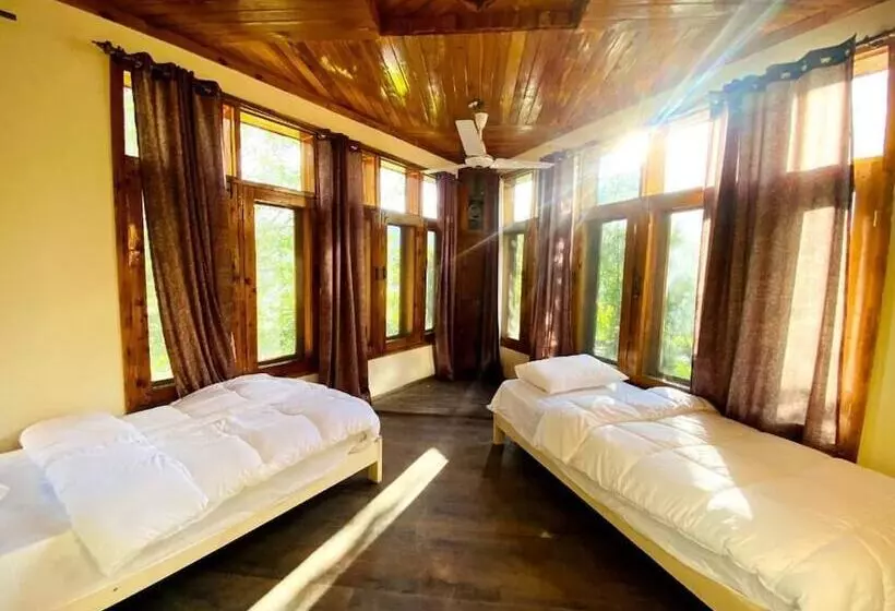Manasau Resort