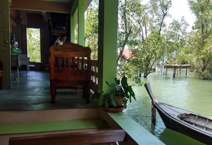 פנסיון Mhontong Homestay