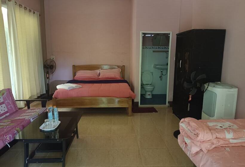 פנסיון Mhontong Homestay