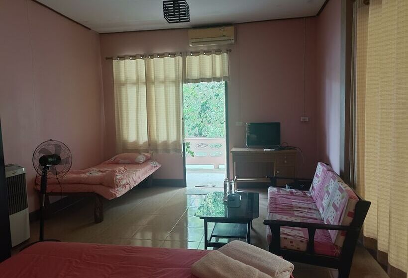 פנסיון Mhontong Homestay