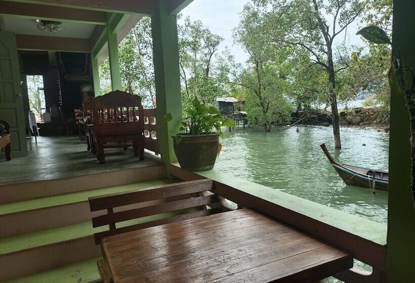 פנסיון Mhontong Homestay