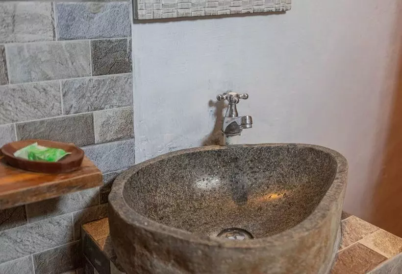 ペンション Nobody Inn Bali