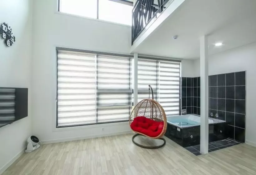 ペンション Taean Hue Place Pool Villa