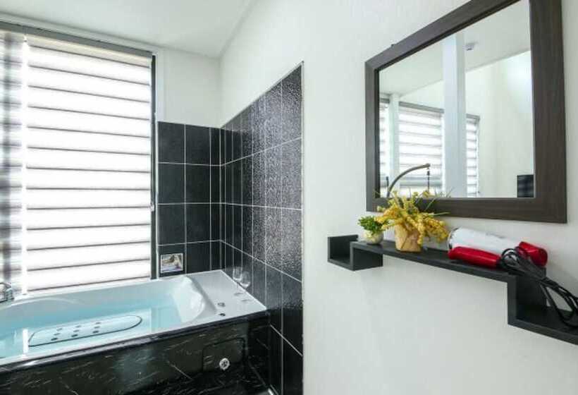 ペンション Taean Hue Place Pool Villa