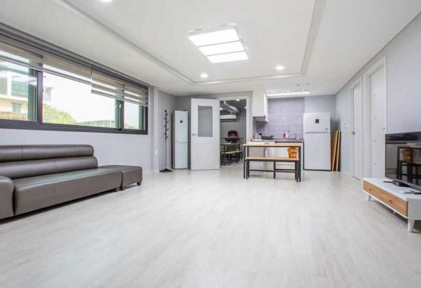 ペンション Taean Hue Place Pool Villa